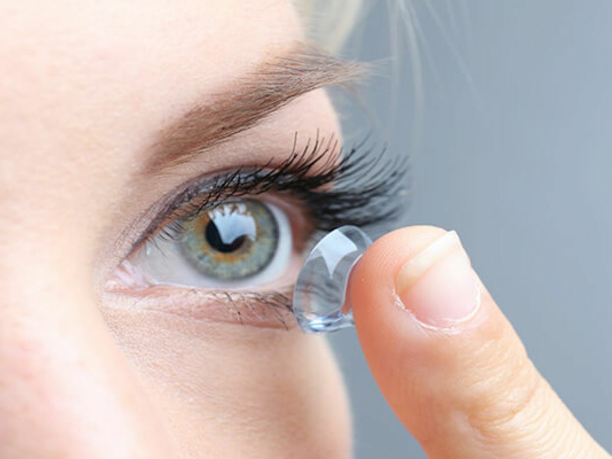 Коррекция зрения с помощью линз. Контактные линзы. Линзы для глаз. Современные линзы. Мягкие контактные линзы.
